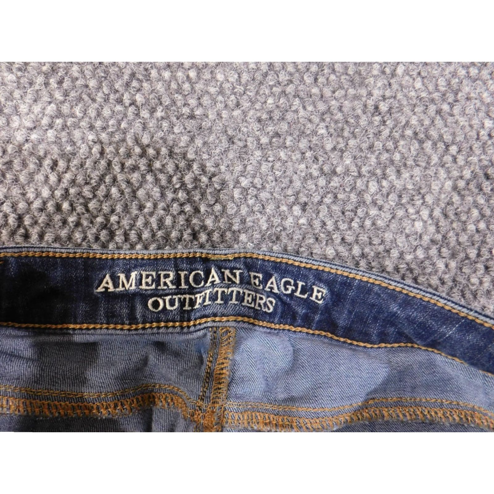 American Eagle Outfitters American Eagle Outfitters Jeans Skinny Womens Regular Size 2 Dark Blue Denim Slim Slimming Retro 27in Inseam Size 26" / US 2 / IT 38 - 4 Thumbnail