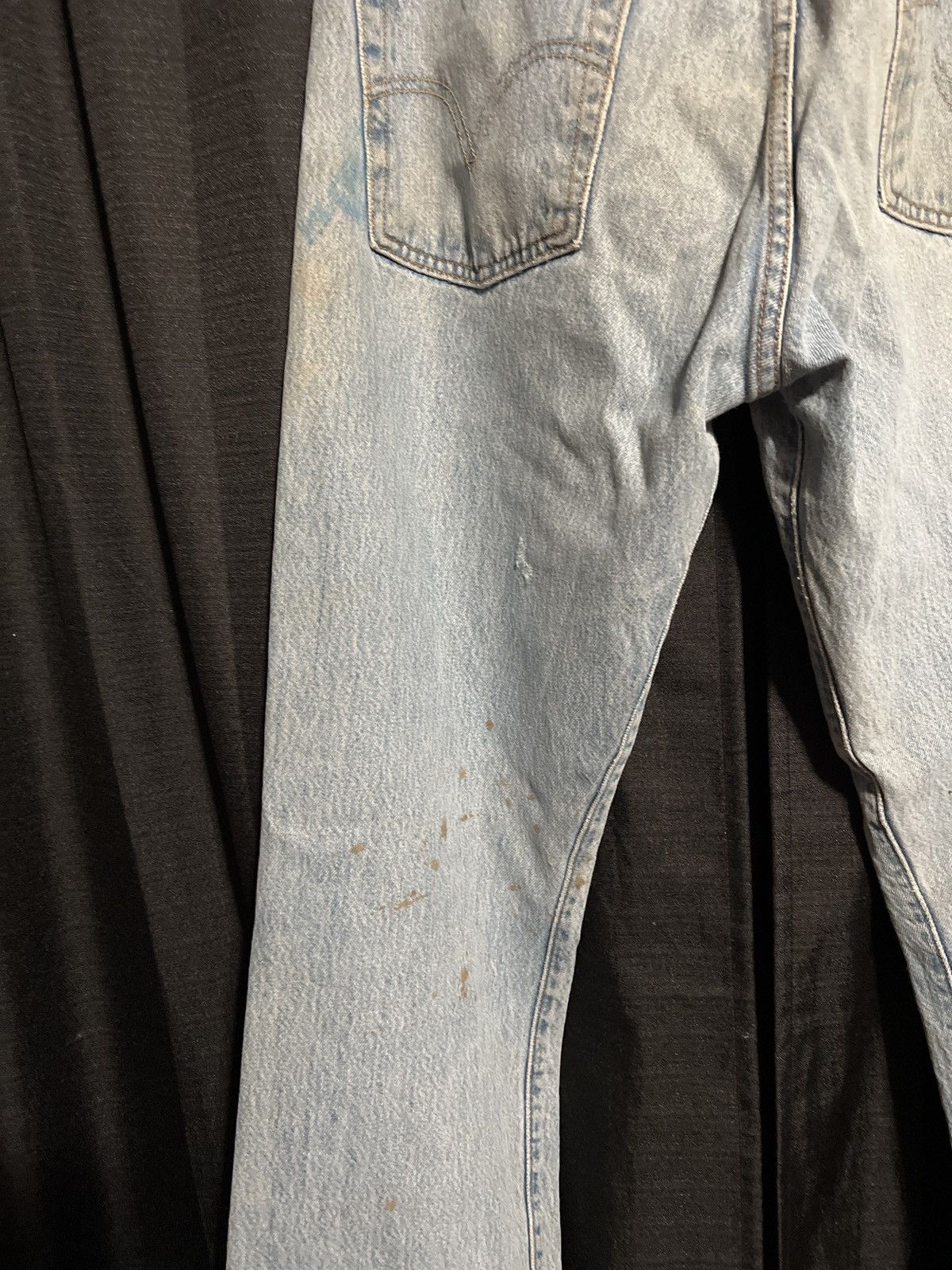 image of Levis 501 in Blue Wash, Men's (Size 32)