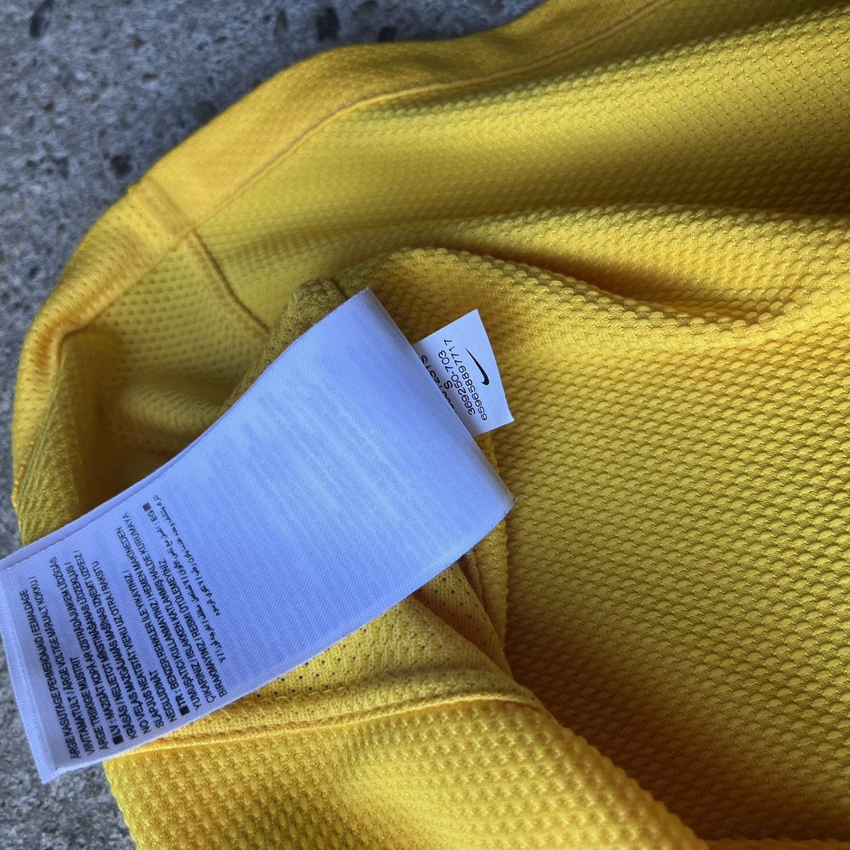 Nike Nike Home 2010-2011 Jersey yellow rare vintage Size US S / EU 44-46 / 1 - 8 Thumbnail