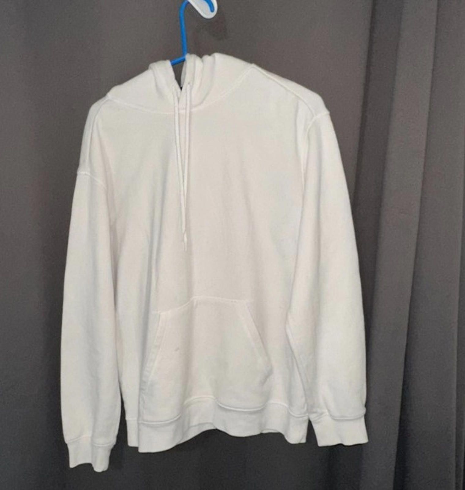 H&M “Selena Tribute Sweatshirt – Off-Center Portrait M Size M / US 6-8 / IT 42-44 - 5 Thumbnail