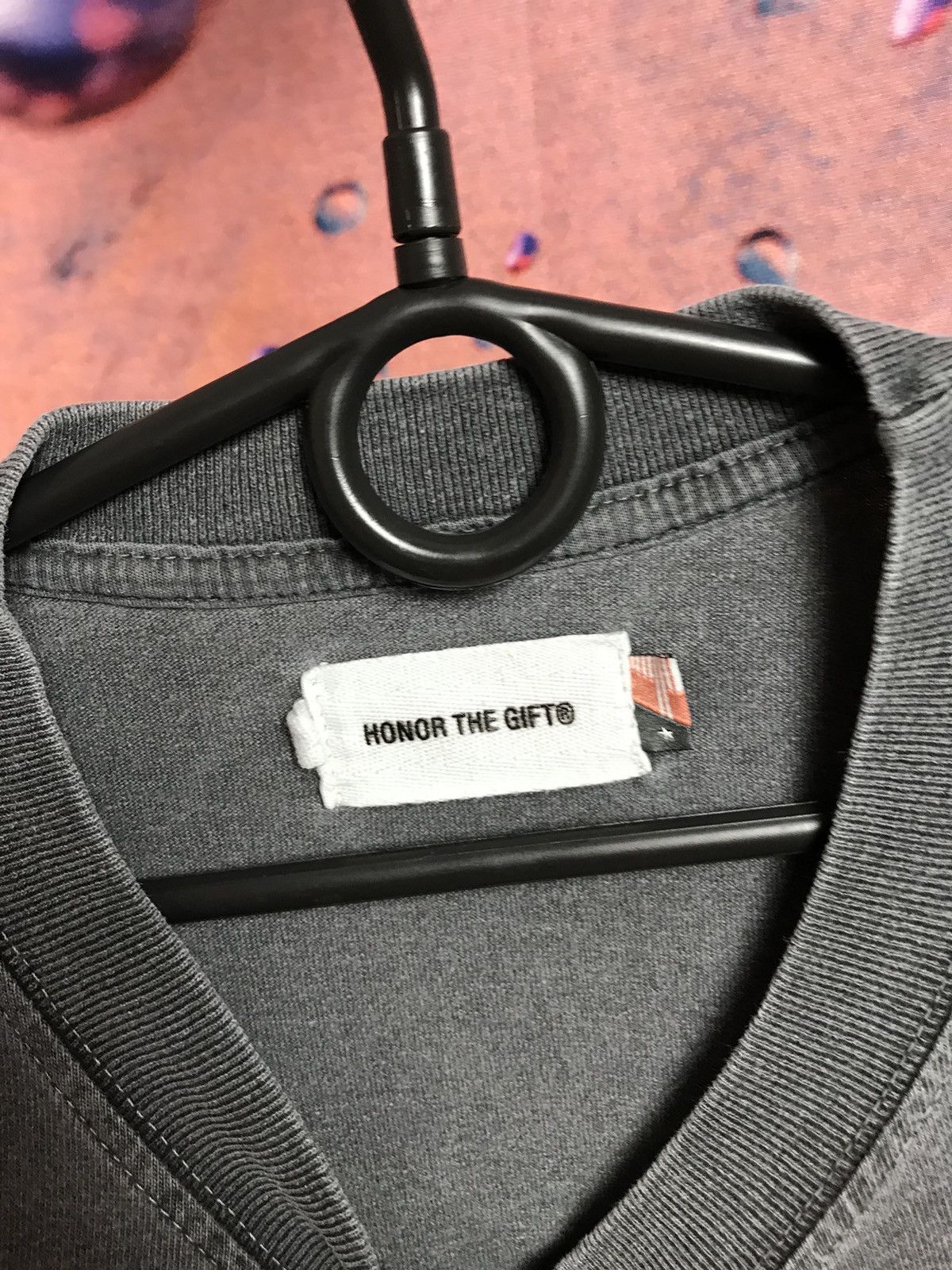 Honor the Gift Honor The Gift streetwear hype t shirt Size US S / EU 44-46 / 1 - 4 Thumbnail