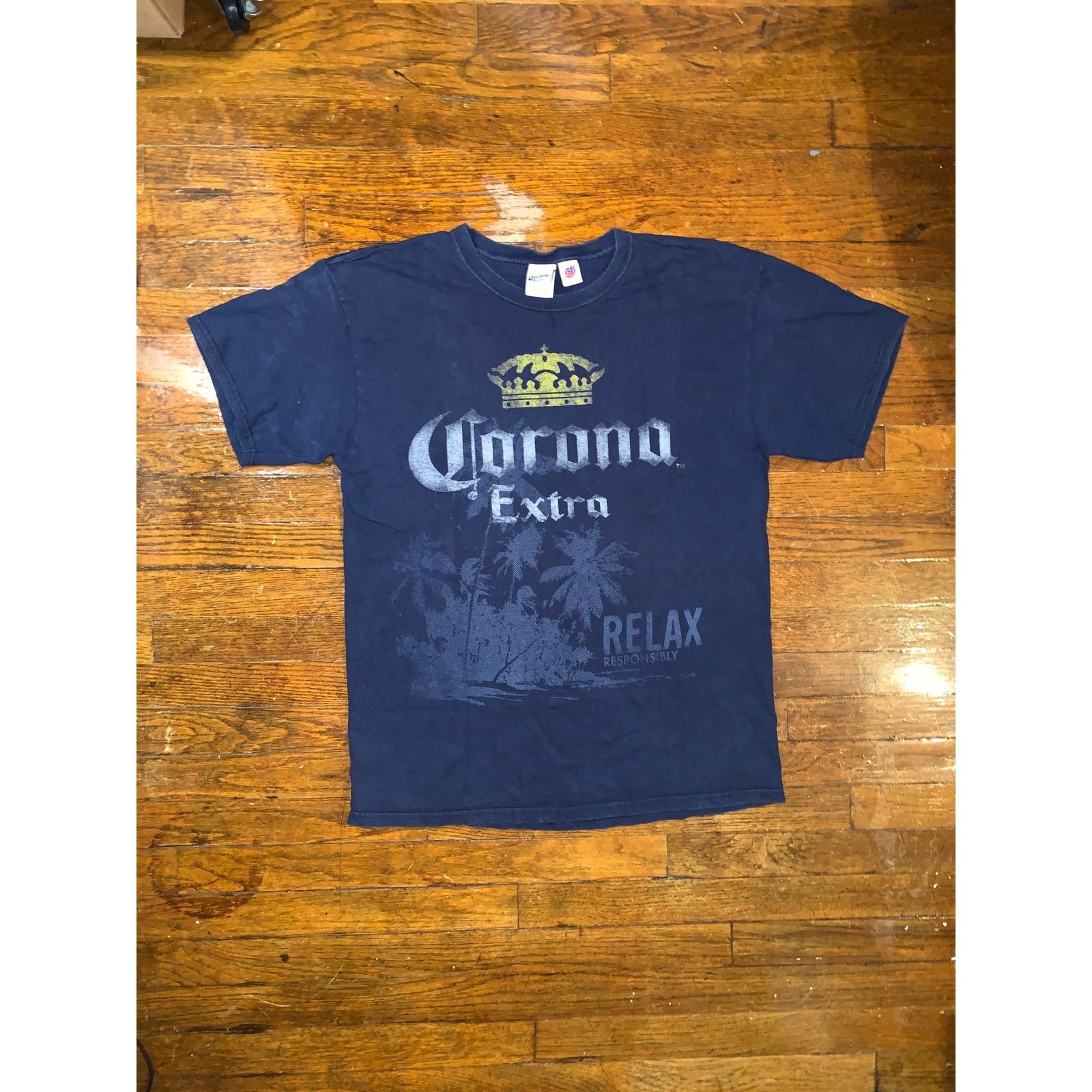 Other Corona Extra T Shirt Large Navy Blue Beach Beer Graphic Size US L / EU 52-54 / 3 - 2 Thumbnail
