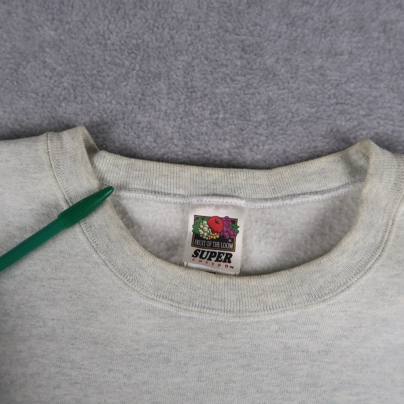 Fruit Of The Loom VINTAGE Fruit of the Loom 90s Oracle Server Tech Sweatshirt Crewneck XL Gray Heavyweight Graphic Print Mens Size US XL / EU 56 / 4 - 7 Thumbnail