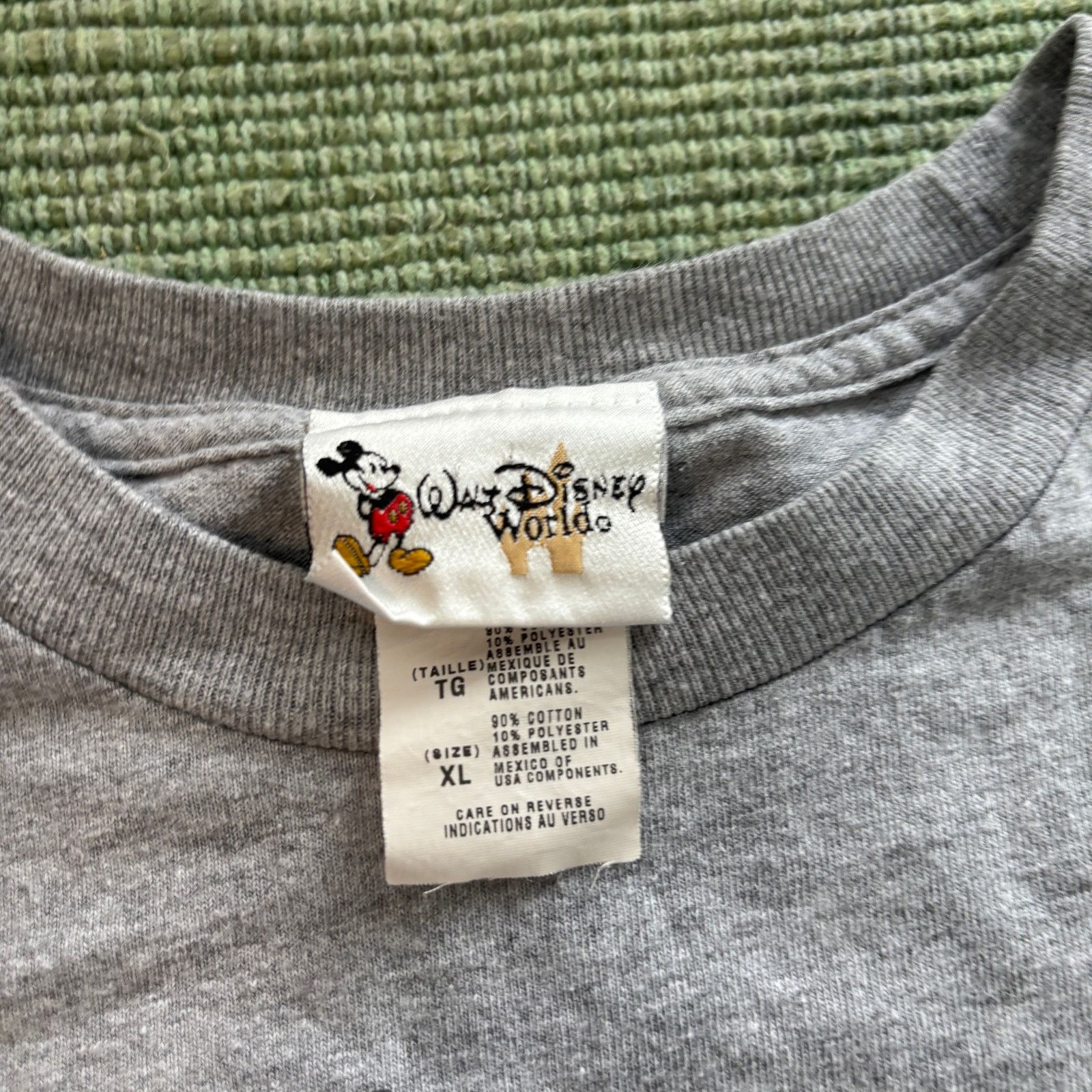 Disney Vintage 2004 Walt Disney World Gel Print Tee Shirt Sz L Size US L / EU 52-54 / 3 - 3 Thumbnail