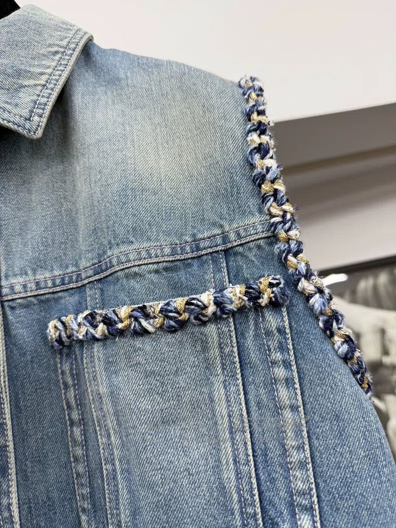 Chanel Chanel 25A tweed rolled-edged denim jacket Size XXS / US 00 / IT 34 - 2 Thumbnail