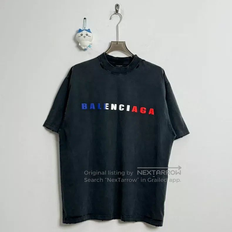 Balenciaga Balenciaga Distressed Gradient Letter Short Sleeve M Size US M / EU 48-50 / 2 - 1 Thumbnail