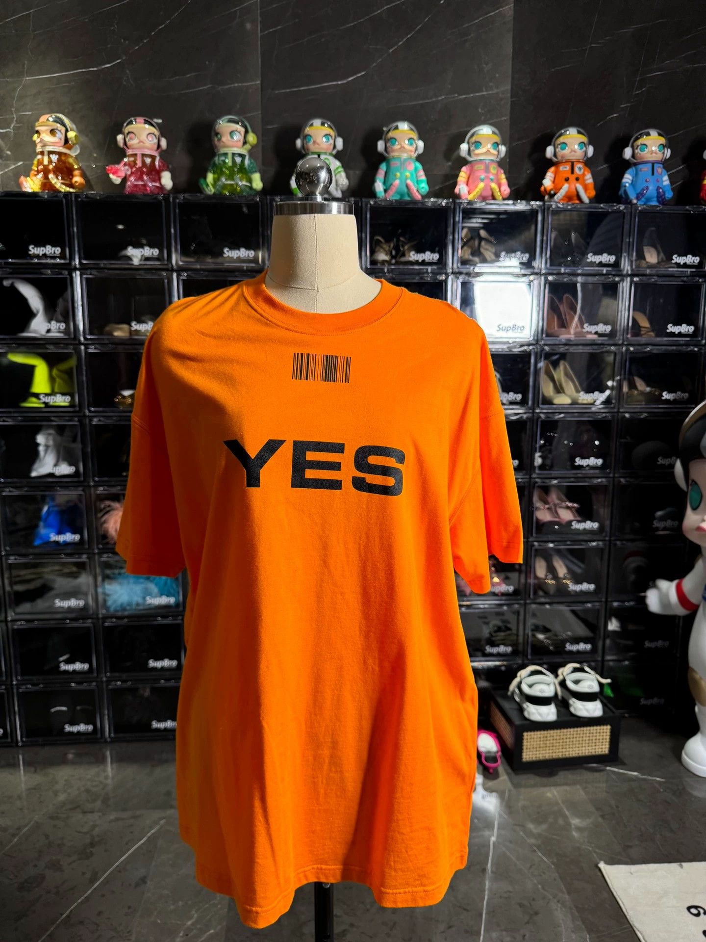 Vetements Vetements Small Size Short Sleeve Tee - dmc Size US XXS / EU 40 - 1 Thumbnail
