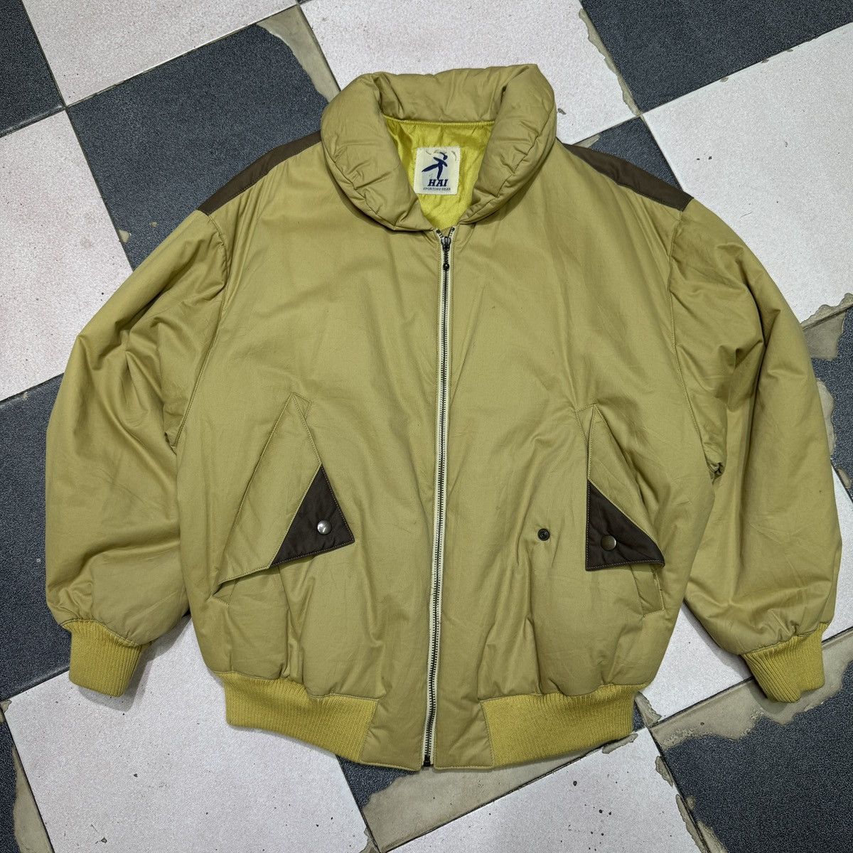 Issey Miyake Vintage ISSEY MIYAKE HAI SPORTING GEAR Script Puffer Jacket Size US L / EU 52-54 / 3 - 1 Thumbnail