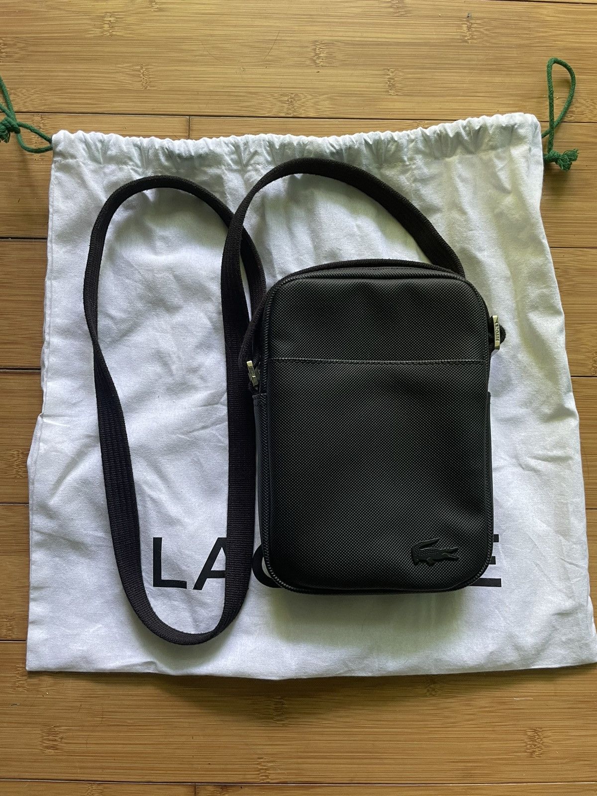 Lacoste LACOSTE CLASSIC PIQUÉ EFFECT SATCHEL Size ONE SIZE - 1 Thumbnail