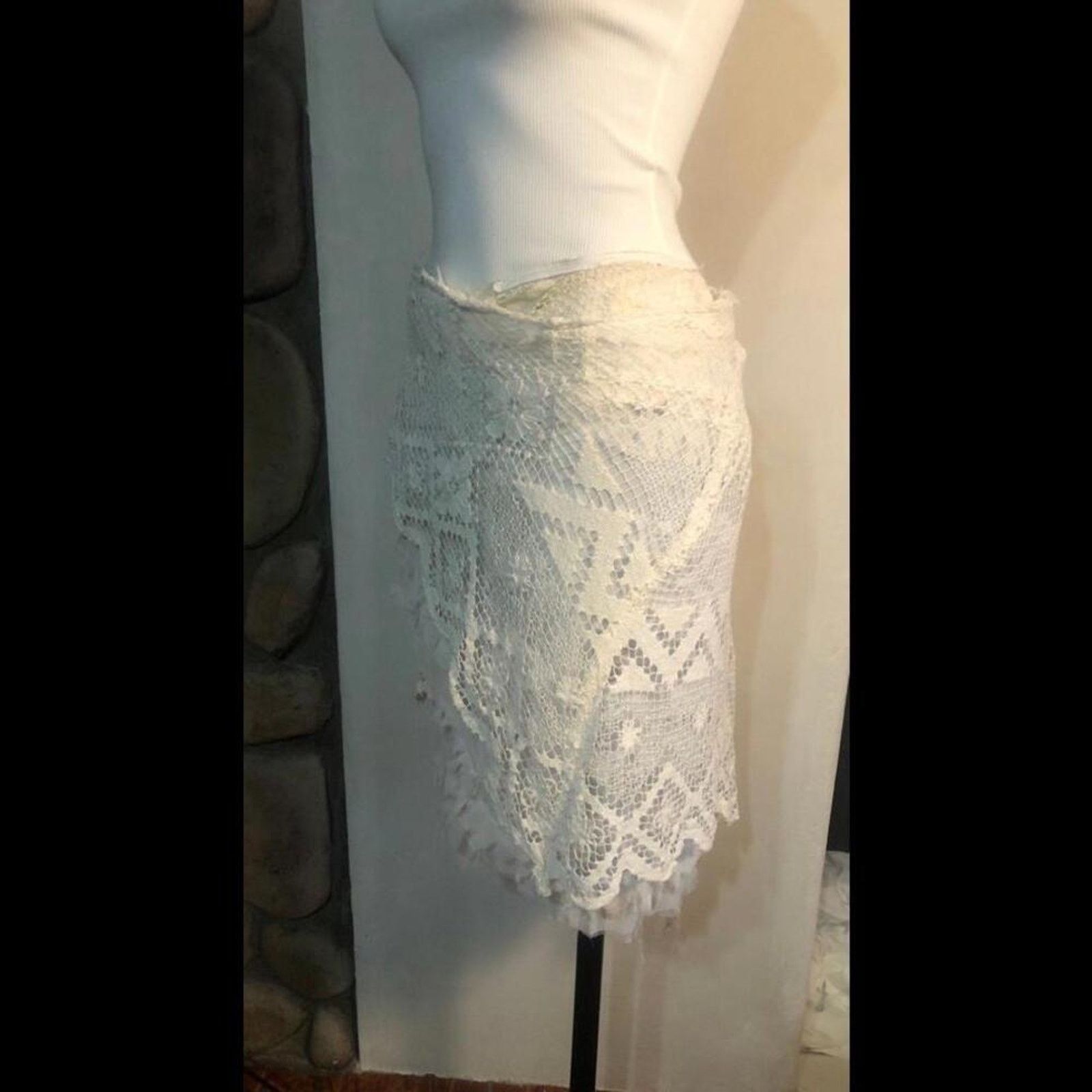 Other Silk knitted embroidered wrap skirt with ruffle under Size 30" / US 8 / IT 44 - 4 Thumbnail