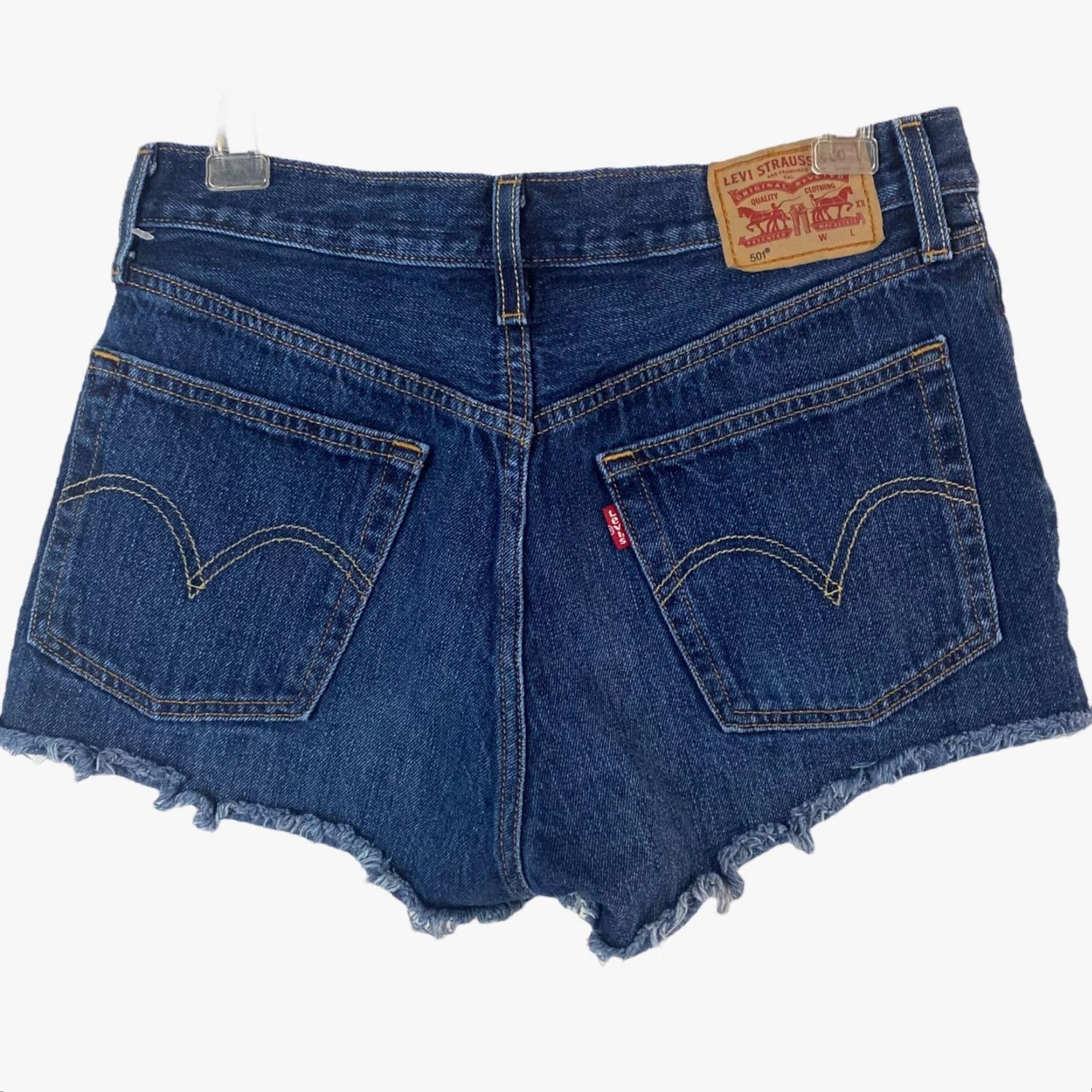 Levi's VINTAGE Levi's 501 Cut Off Button Fly Blue Denim Jean Shorts Womens 27 Size 27 Denim Blue 5-Pocket Womens Short Size 27" / US 4 / IT 40 - 3 Thumbnail
