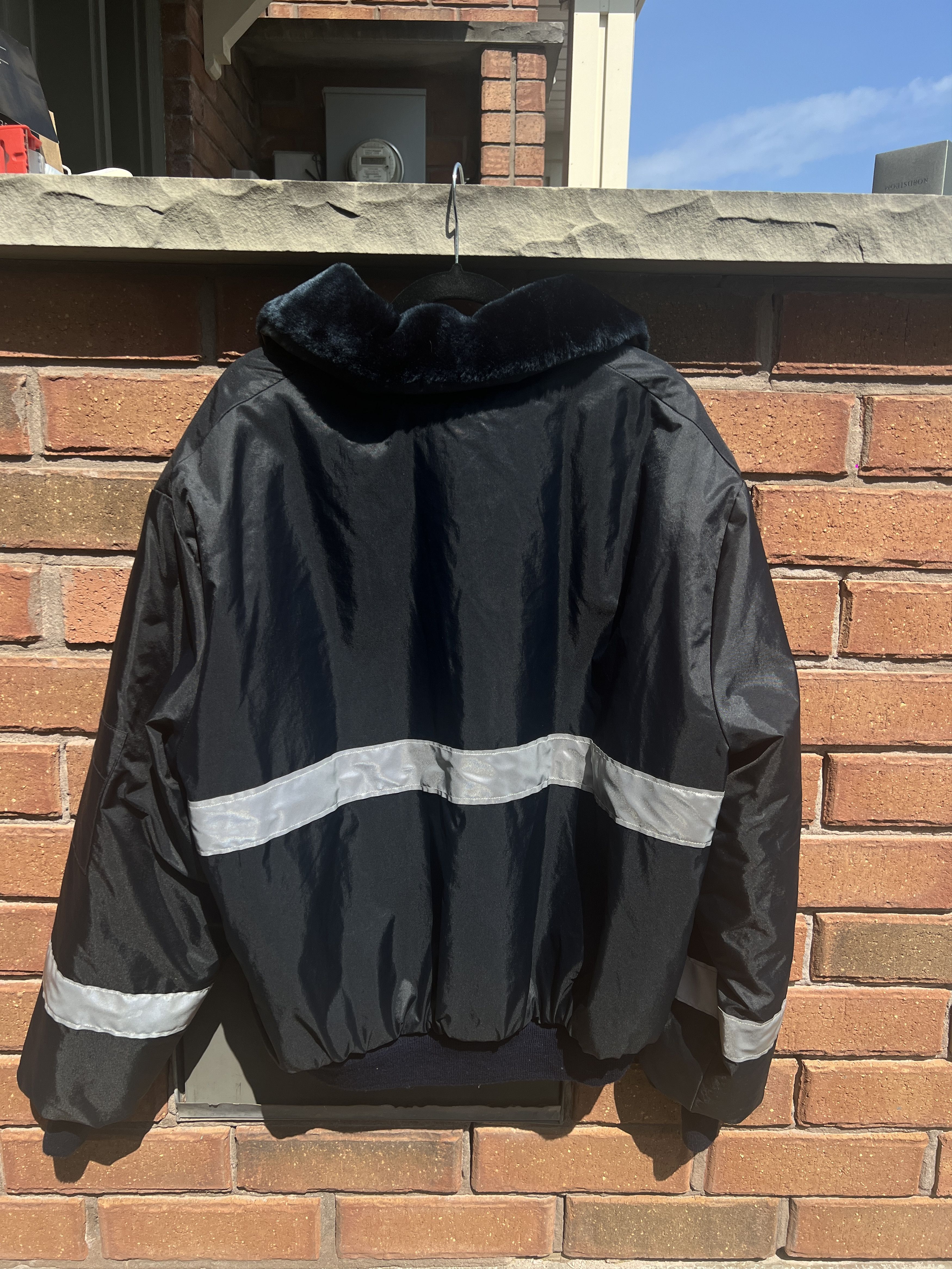 Vintage Vintage Marriott Hotel Employee Sherpa Bomber Size US XL / EU 56 / 4 - 3 Thumbnail