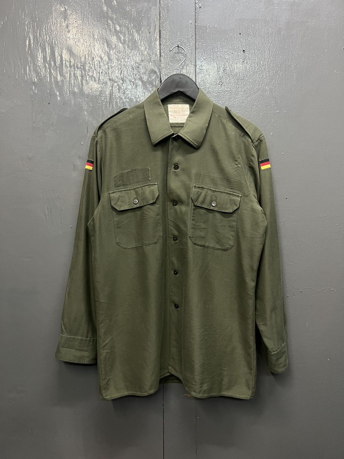 Vintage Vintage German Army Trainers Shirt Size US L / EU 52-54 / 3 - 1 Thumbnail