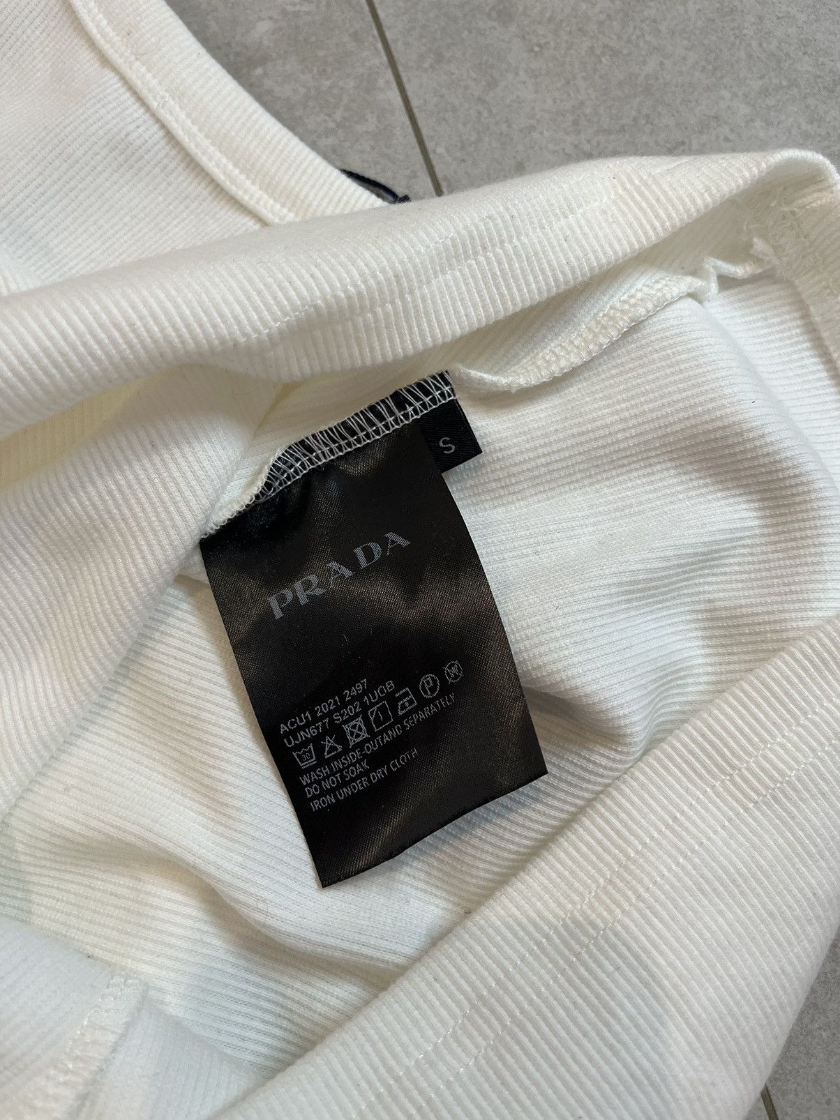 Prada Prada Logo White Tank Top Women Size S Size S / US 4 / IT 40 - 6 Thumbnail