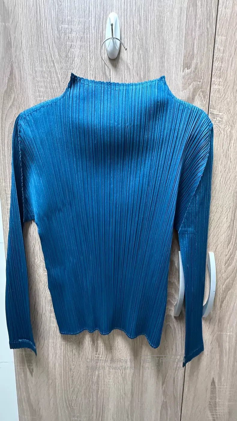 Issey Miyake Issey Miyake Blue Turtleneck Long Sleeve Size L / US 10 / IT 46 - 4 Thumbnail