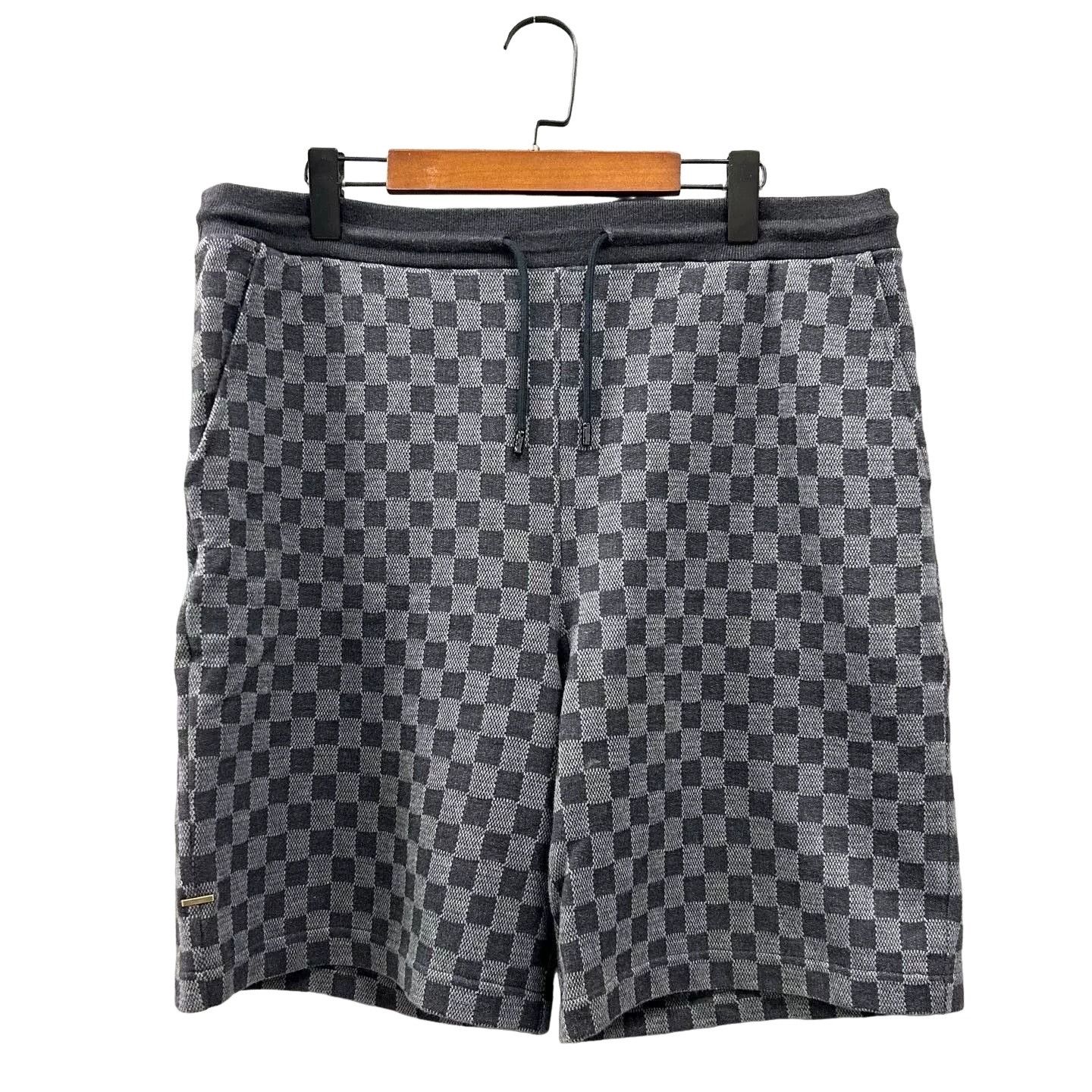 Louis Vuitton Louis Vuitton Checkerboard Shorts Size XL Size US 36 / EU 52 - 1 Thumbnail