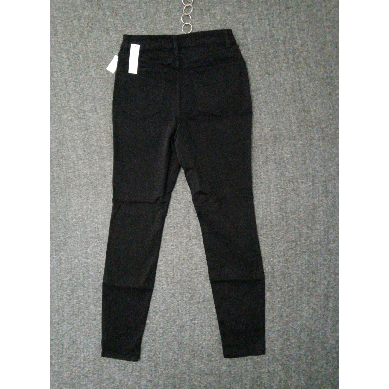 Vintage No Boundaries Jeans Women Black High Juniors Size 7 Skinny 5-Pocket Denim Inseam 26 Inseam Mid Rise 8.5-10.5 Dark Wash Cotton Polyester Spandex Size 28" / US 6 / IT 42 - 2 Thumbnail