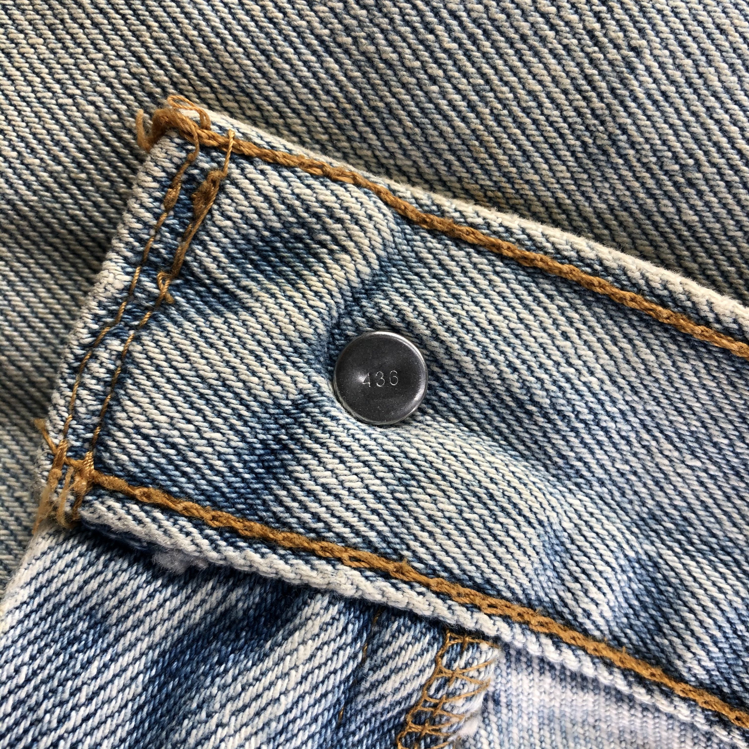 Levi's Vintage Light Wash Levis 550 Jeans-J2784 Size US 43 - 9 Thumbnail