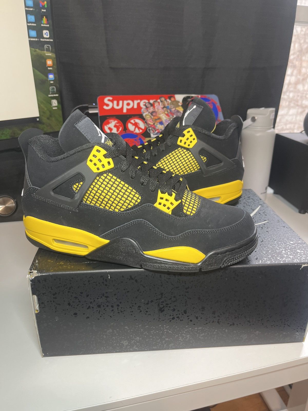 Jordan 4 thunder sz 11 ds