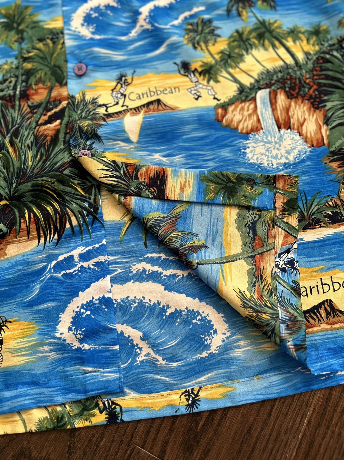 Vintage Vintage 90s Caribbean Button up Size US M / EU 48-50 / 2 - 5 Thumbnail