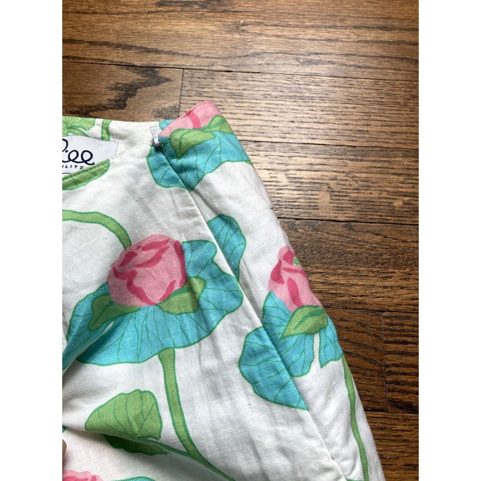 Lilly Pulitzer Lilly Pulitzer Pants Women's Linen Blend White Color Frogs Floral 26x28 Size 2 Ankle Beach Size 26" / US 2 / IT 38 - 7 Thumbnail