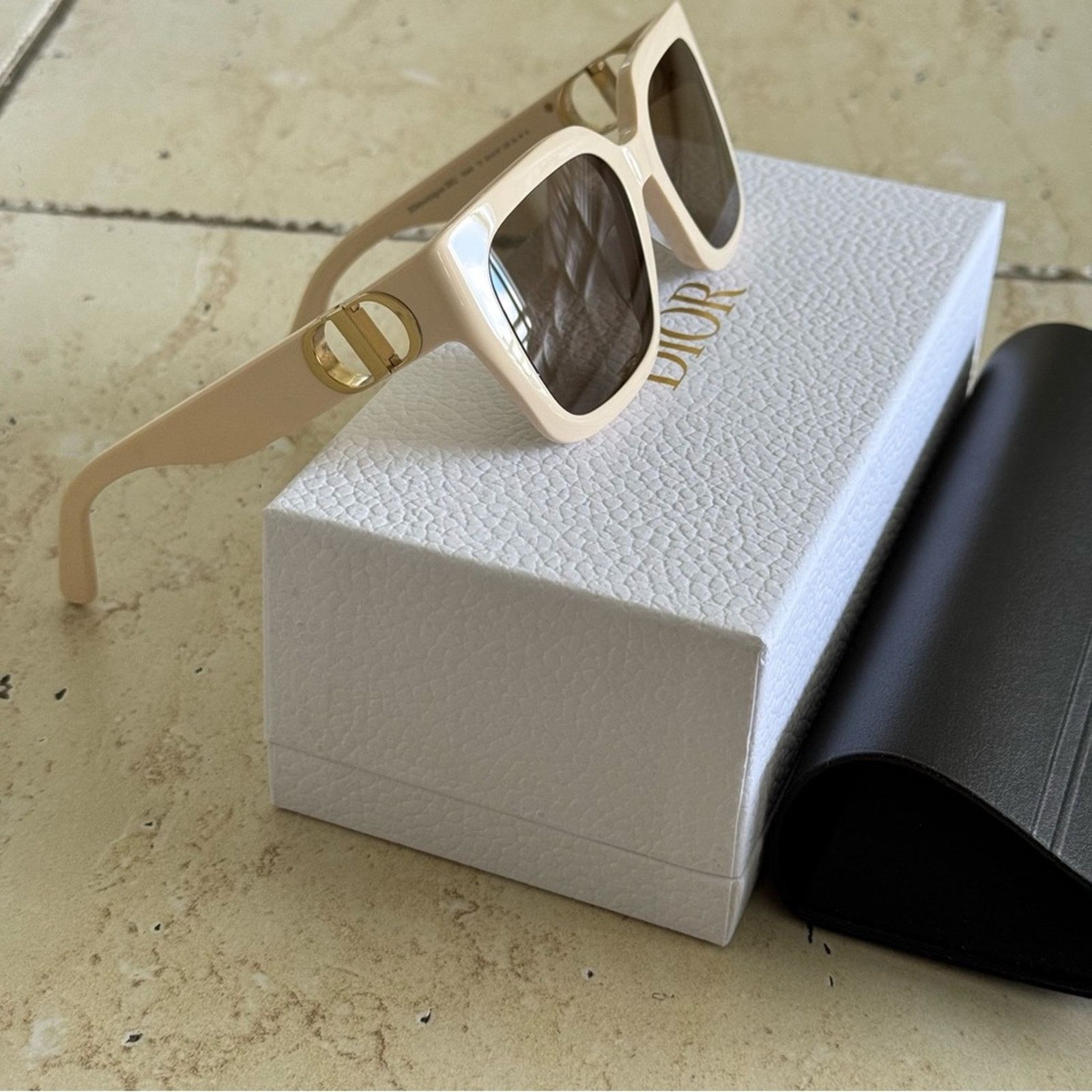 Dior New! Dior Sunglasses, 30Montaigne S8U 95M0, Beige, Authentic Size ONE SIZE - 3 Thumbnail