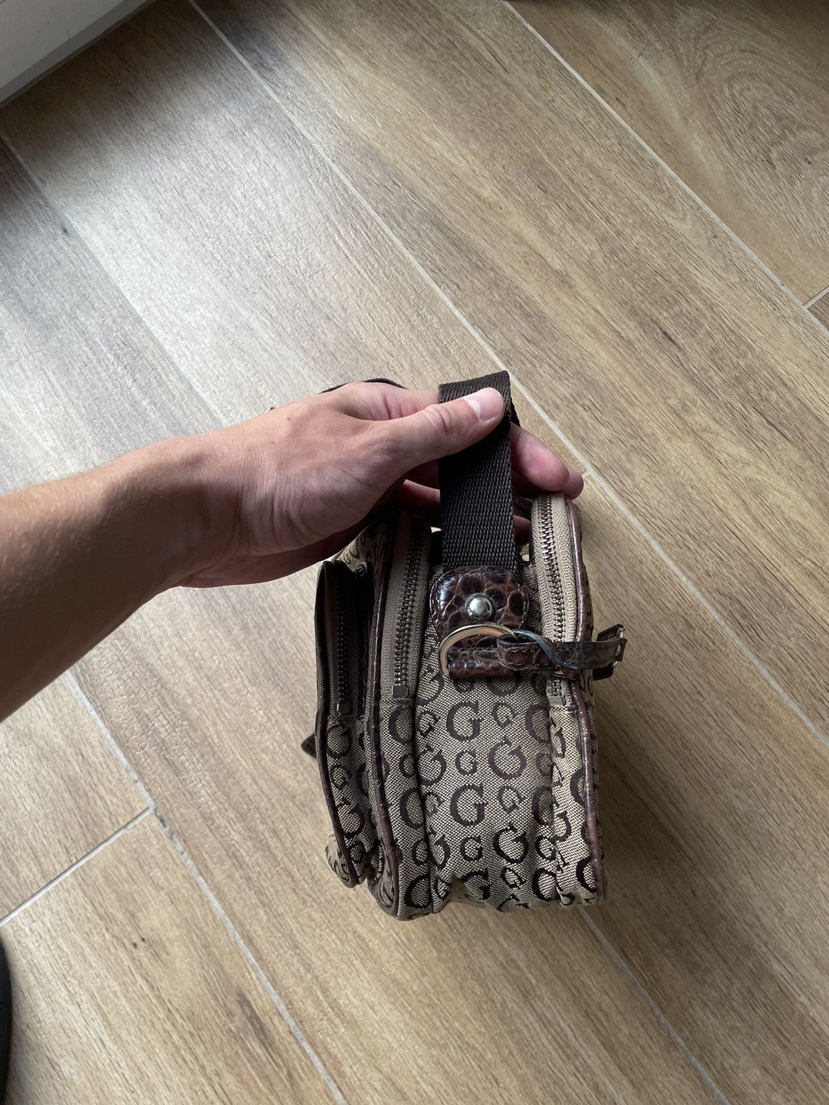 Guess Vintage Guess Bag Shoulder Monogram Big Logo Japanese Y2K Size ONE SIZE - 6 Thumbnail