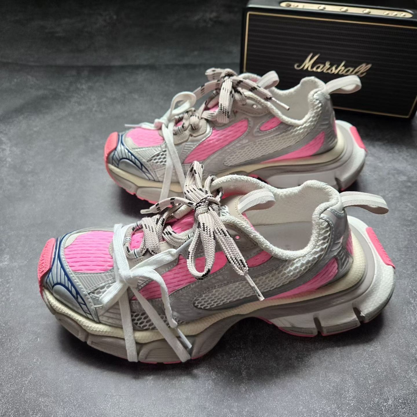 Balenciaga Balenciaga Pink Lowtop Sneakers XXXL Men Size US 10 / EU 43 - 1 Thumbnail