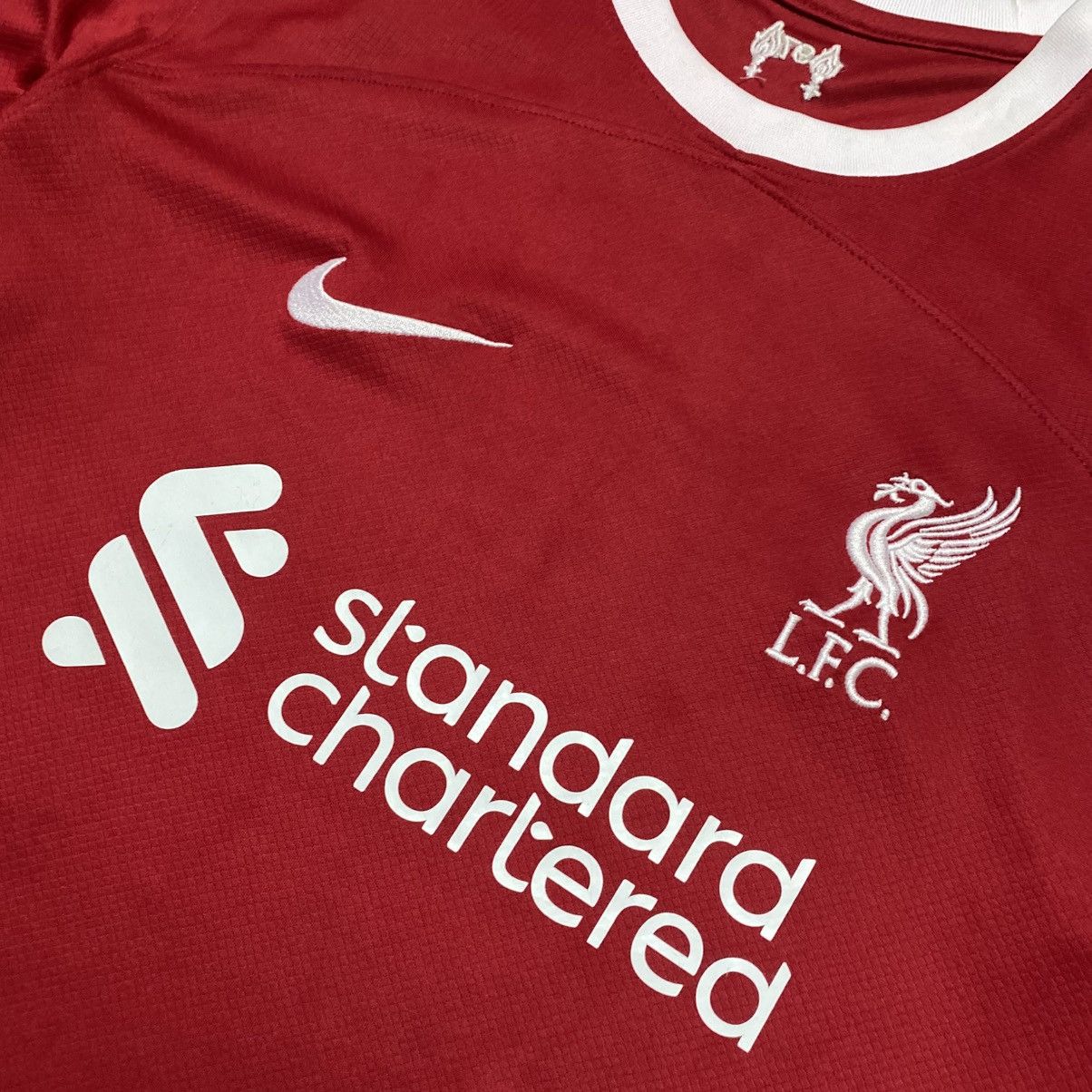 Nike Mens Nike FC Liverpool home red soccer jersey size M Size US M / EU 48-50 / 2 - 3 Thumbnail