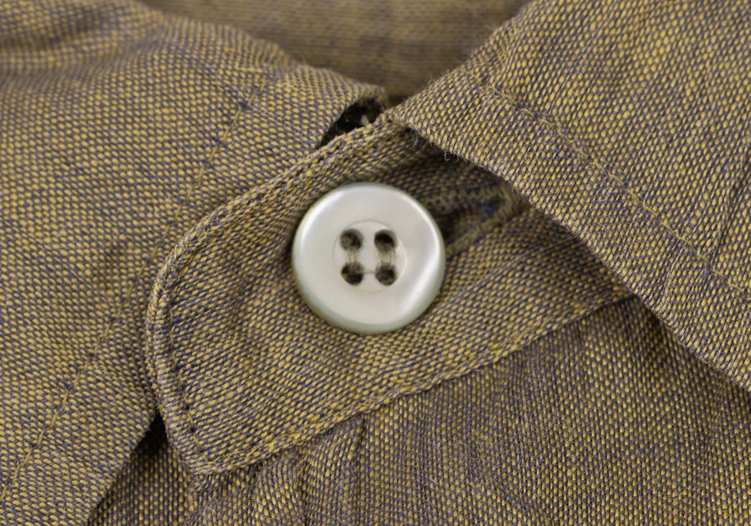 Issey Miyake Linen Long Sleeve Shirt in Yellow-Grey, Size XL Size US XL / EU 56 / 4 - 5 Thumbnail