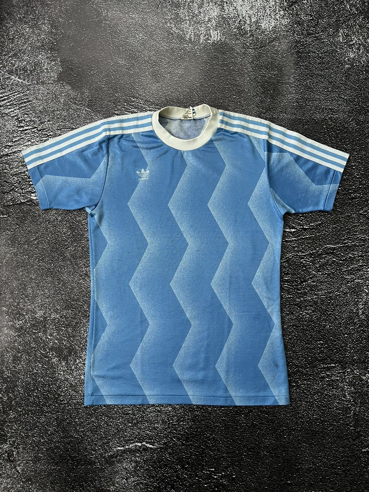 Adidas Adidas West Germany DDR Vintage Jersey Blue T-Shirt Tee Size US M / EU 48-50 / 2 - 1 Thumbnail