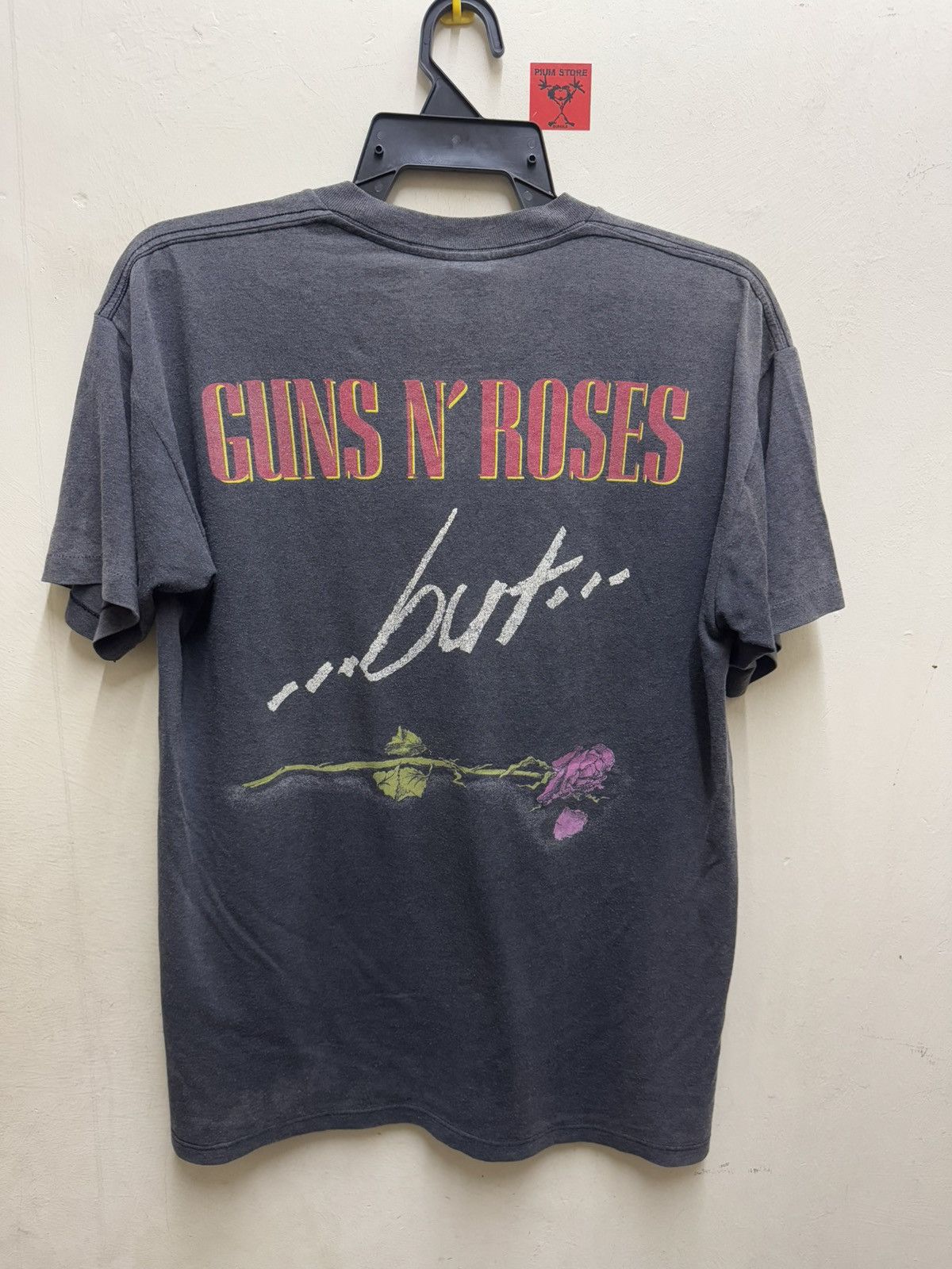 Band Tees Vintage Gun And Roses Size US L / EU 52-54 / 3 - 4 Thumbnail