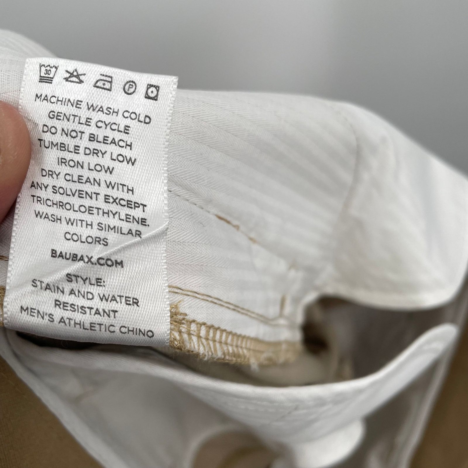 TravisMathew Baubax Men's Athletic Chino Khaki Pants // 34x32 Size US 34 / EU 50 - 10 Thumbnail