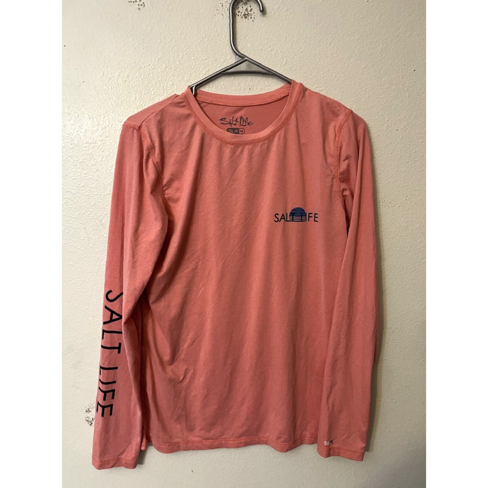 Vintage Salt Life Shirt Women’s Salmon Salty Daze SLX Drifit Long Sleeve Medium Pink Size M / US 6-8 / IT 42-44 - 2 Thumbnail