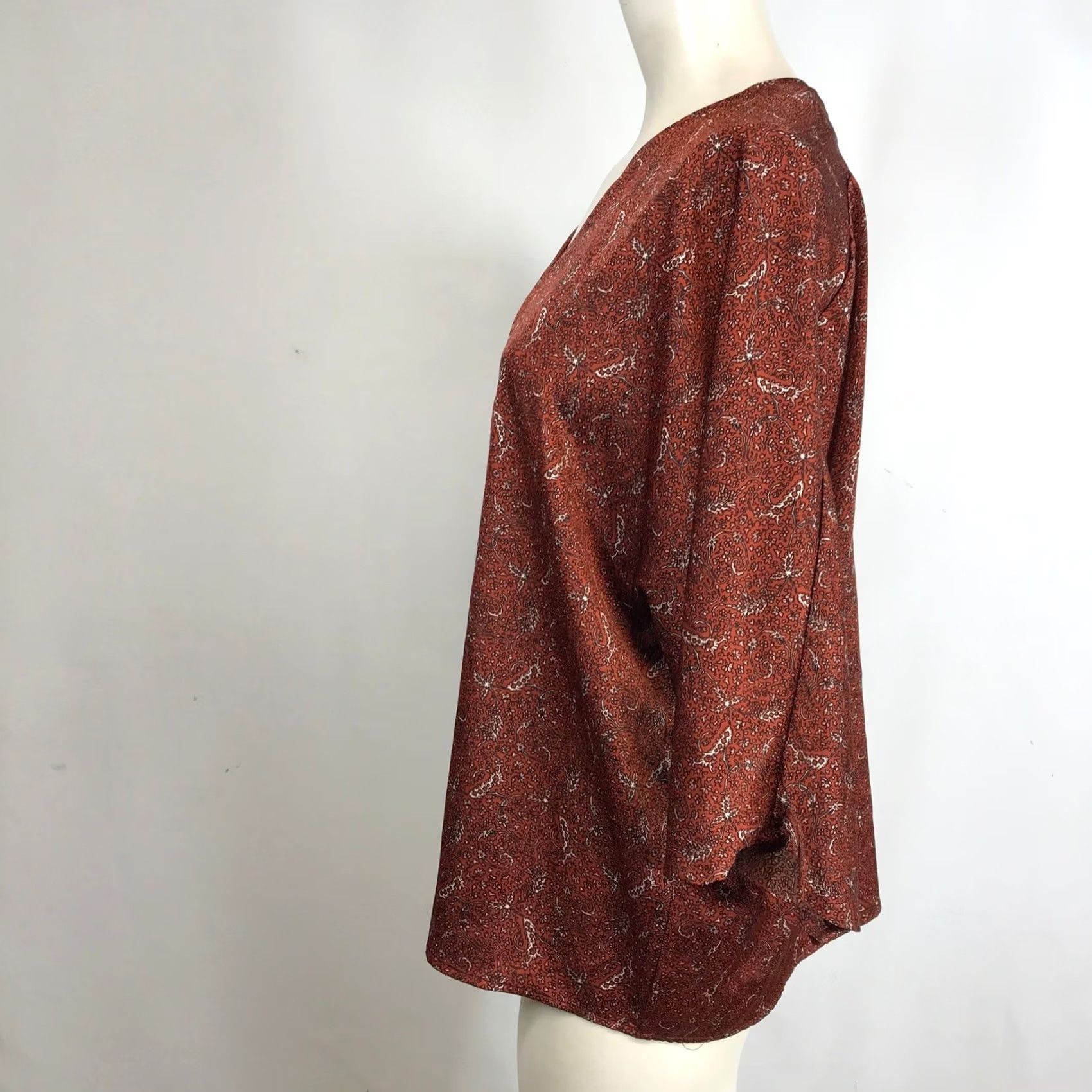 Banana Republic Banana Republic Blouse V-Neck 3/4 Sleeve Satin Paisley Women's Size L Brown Orange Tunic Casual Womens Size L / US 10 / IT 46 - 6 Thumbnail