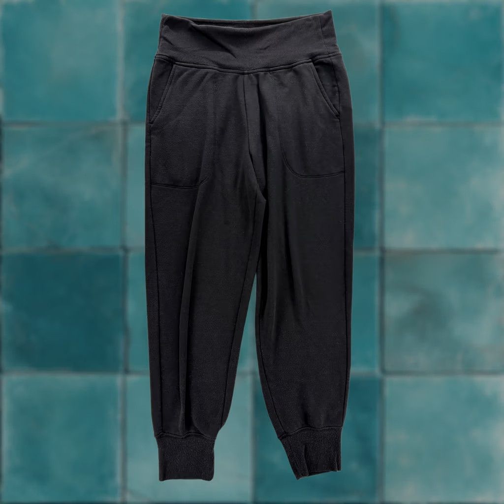 Athleta Athleta Jogger Pants Womens Small Black Coaster Luxe High Rise Stretch Gym Yoga Size 28" / US 6 / IT 42 - 1 Thumbnail