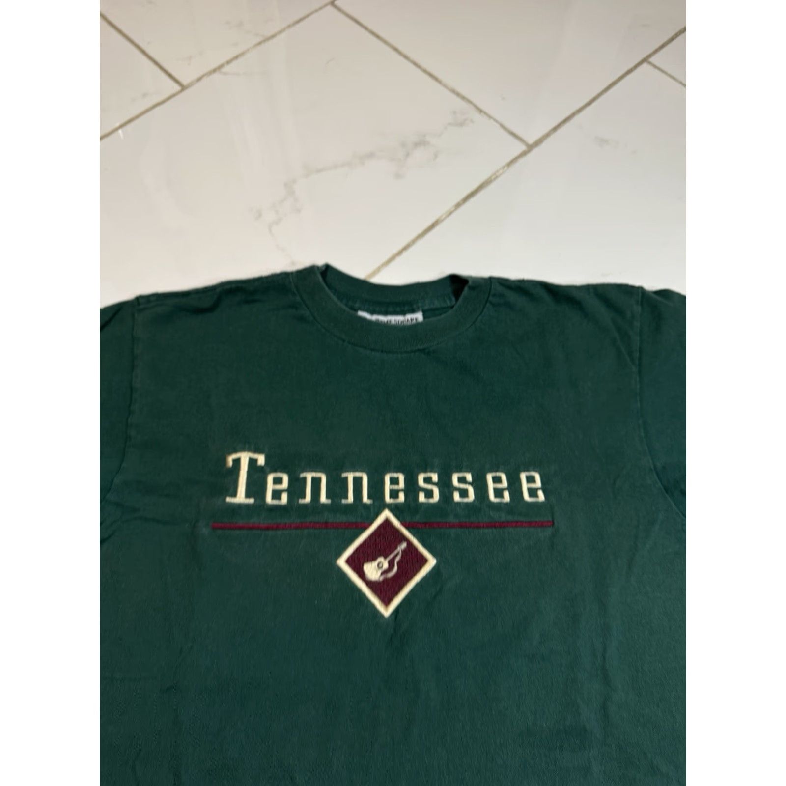 Vintage VINTAGE Tennessee Embroidered Guitar Tourist Green Nashville T-Shirt Medium Unisex Adults M Times Square Sportswear Size US M / EU 48-50 / 2 - 3 Thumbnail