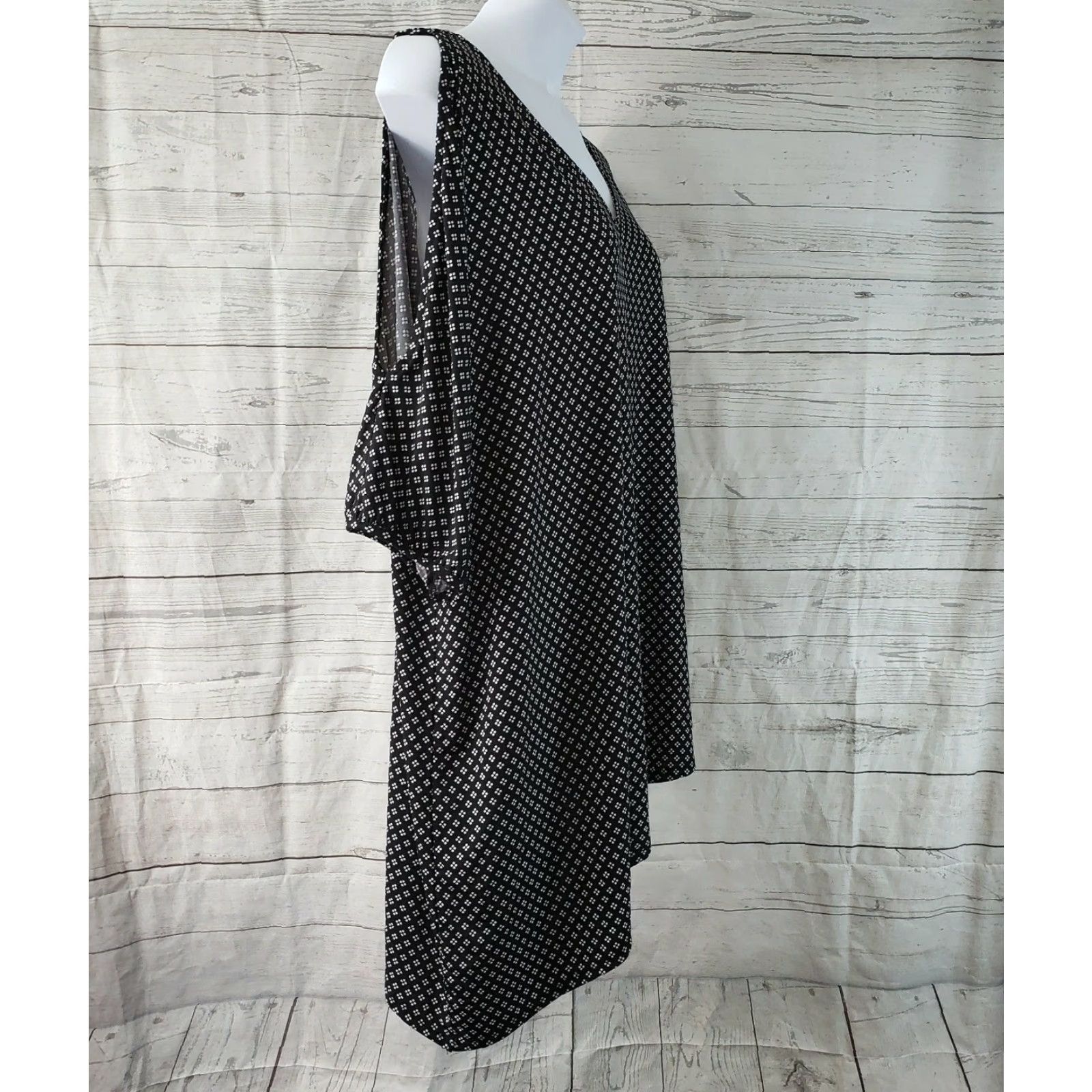 Vintage Lane Bryant Womens Top Blouse Sz 22+ Black White Asymmetrical Sleeve V-Neck Polo Shirt- Style 90s? Size 3XL / US 20-22 - 3 Thumbnail