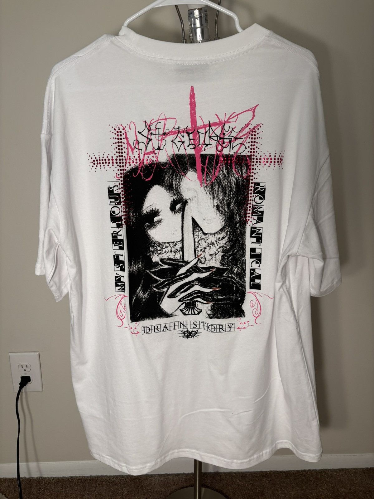 Drain Gang Bladee Martyr Tour Tshirt White Size US XL / EU 56 / 4 - 1 Thumbnail
