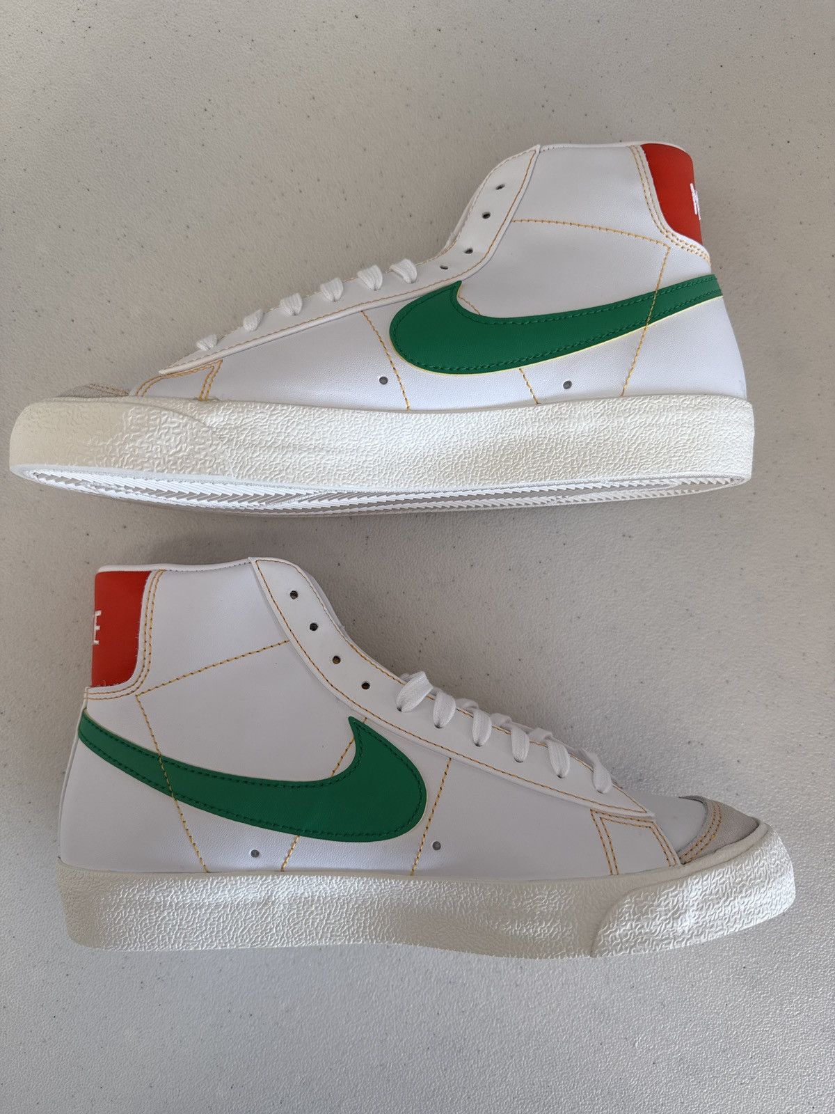 Nike Nike Blazer Mid77 Size US 9 / EU 42 - 2 Thumbnail