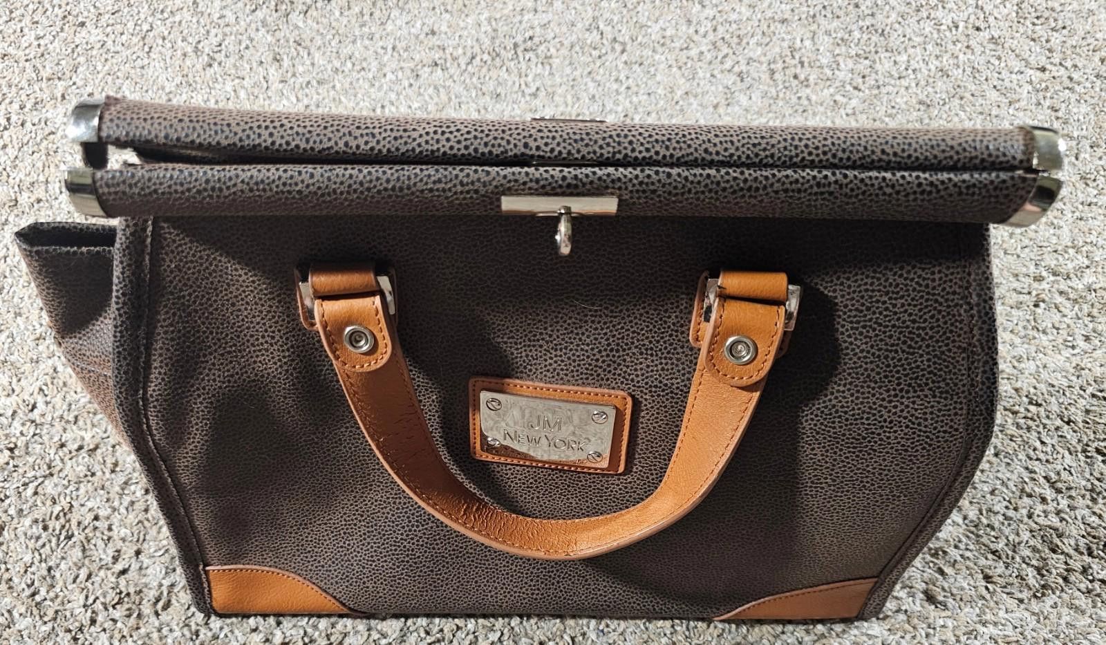 New York Yankees JM NEW YORK DOCTOR STYLE BAG Brown SEE PICTURES Size ONE SIZE - 1 Thumbnail