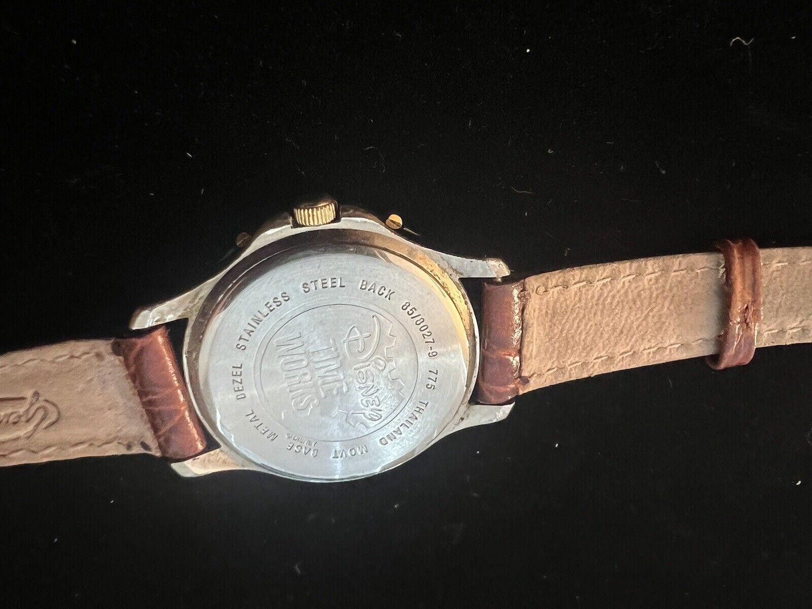 Designer Vintage Ladies Mickey Mouse Watch Size ONE SIZE - 3 Thumbnail
