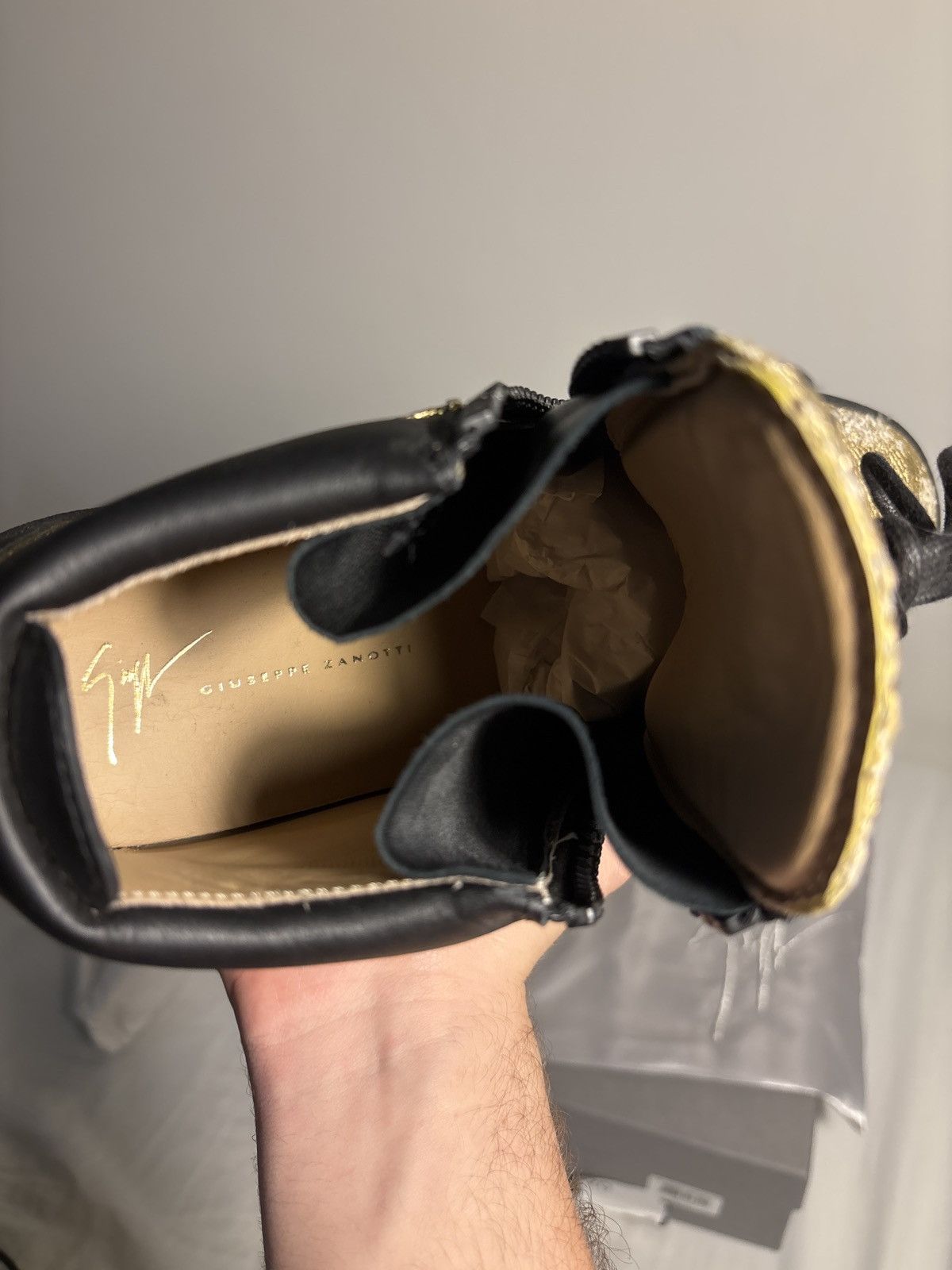 Giuseppe Zanotti Giuseppe Zanotti Mid-Top Sneaker Distressed Gold/Black Size US 10 / EU 43 - 6 Thumbnail