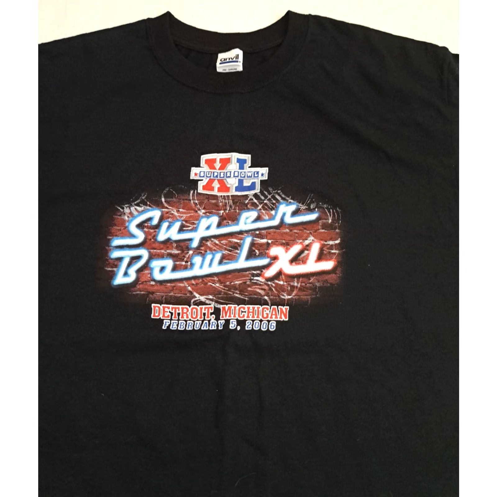 Anvil VINTAGE Super Bowl XL 2006 Detroit Michigan XL T-Shirt Anvil Unisex Adults Black Cotton Short Sleeve Crew Neck Football NFL 2000s XL Size US XL / EU 56 / 4 - 2 Thumbnail