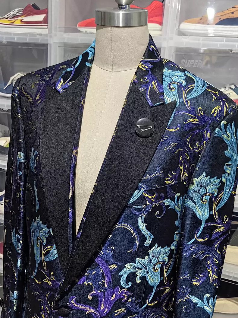 Versace Versace Men's black wide embroidered suit Size US L / EU 52-54 / 3 - 2 Thumbnail