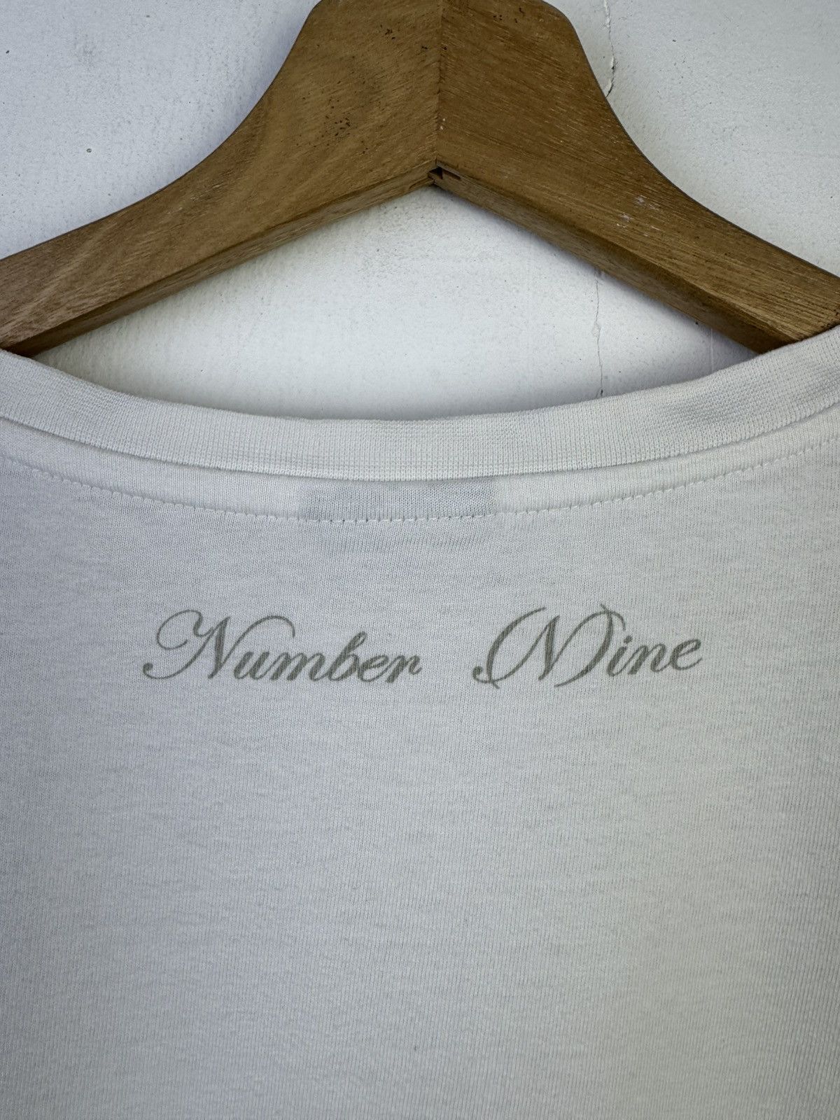 Number (N)ine Number (N)ine x Marlboro monogram t-shirt in white. Size US L / EU 52-54 / 3 - 6 Thumbnail