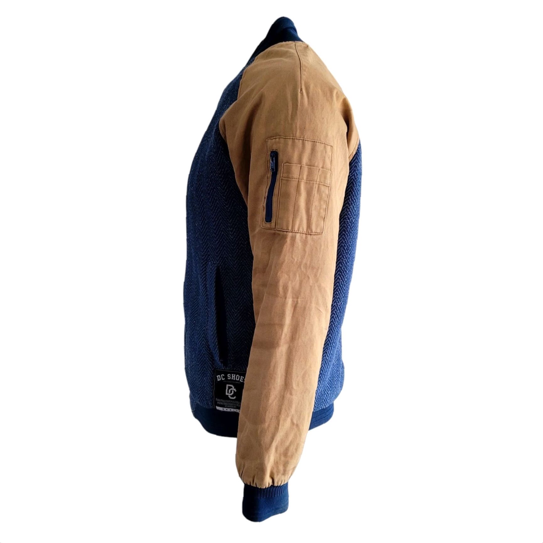 Vintage DC Shoes Emerald Coast Bomber Jacket M Navy Blue & Tan Men’s Jacket Bomber Navy Tan 90s? No Size US M / EU 48-50 / 2 - 2 Thumbnail