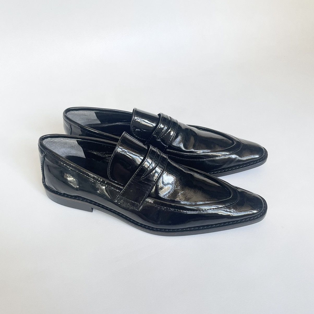 Comme des Garcons ‘Pointy’ Black Patent Leather Loafers Size US 7 / IT 37 - 11 Thumbnail