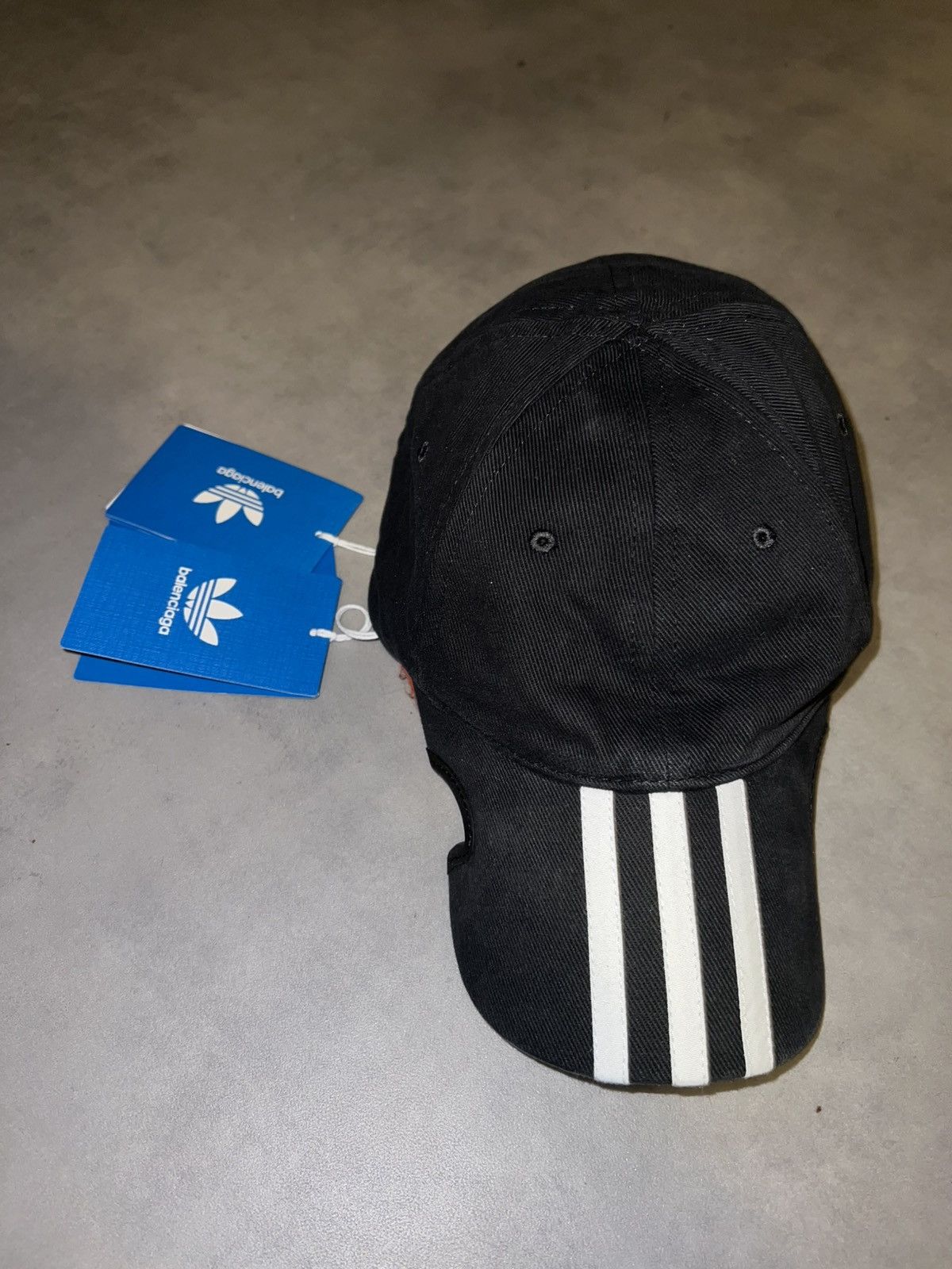 Adidas × Balenciaga Balenciaga x Adidas Cap Size ONE SIZE - 2 Thumbnail