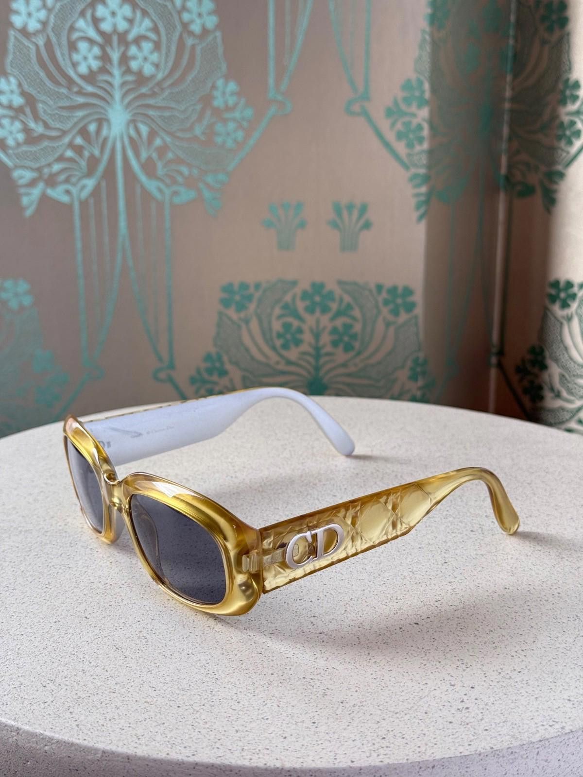 Dior Christian Dior CD 2006 Gold Canage Sunglasses Oval Womens Size ONE SIZE - 1 Thumbnail